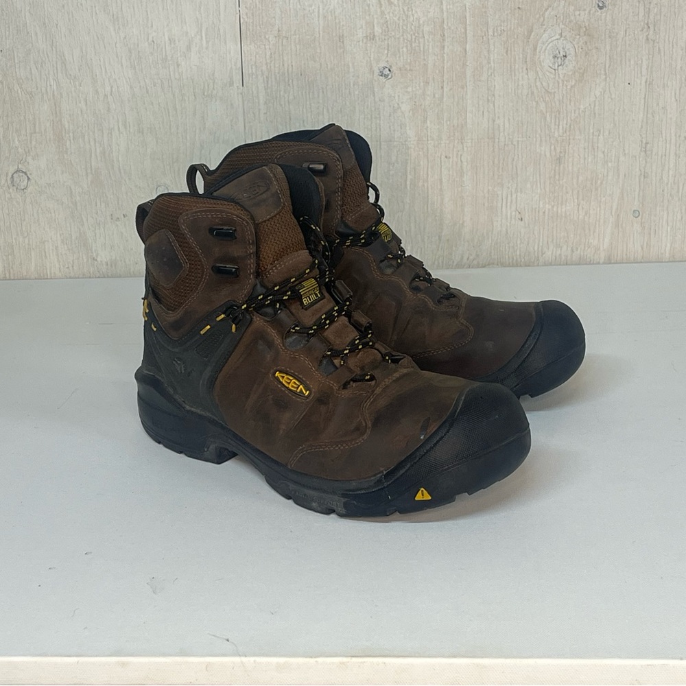 Keen Dover 6” steel toe men’s work boot. Size 13EE
